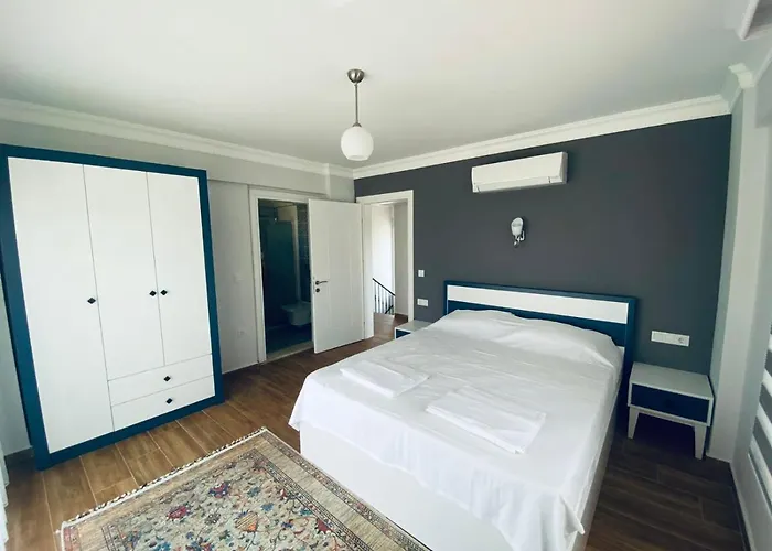 Villa Vista Gold *